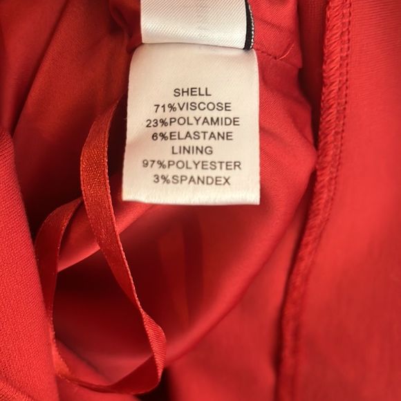 Sleek red dress from Diane von Furstenberg - Picture 9 of 9